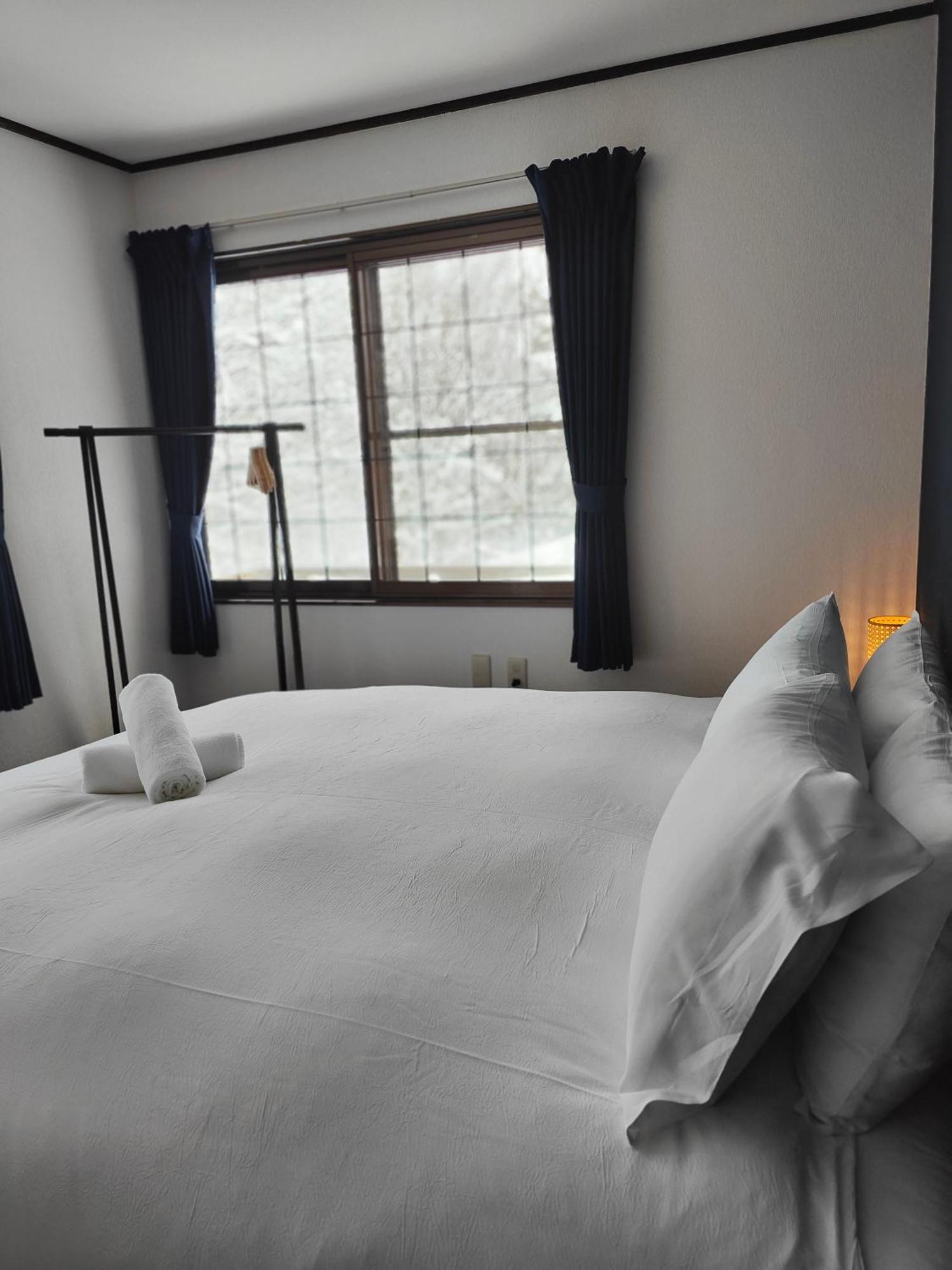 Hotel Foxtrot Hakuba Kültér fotó